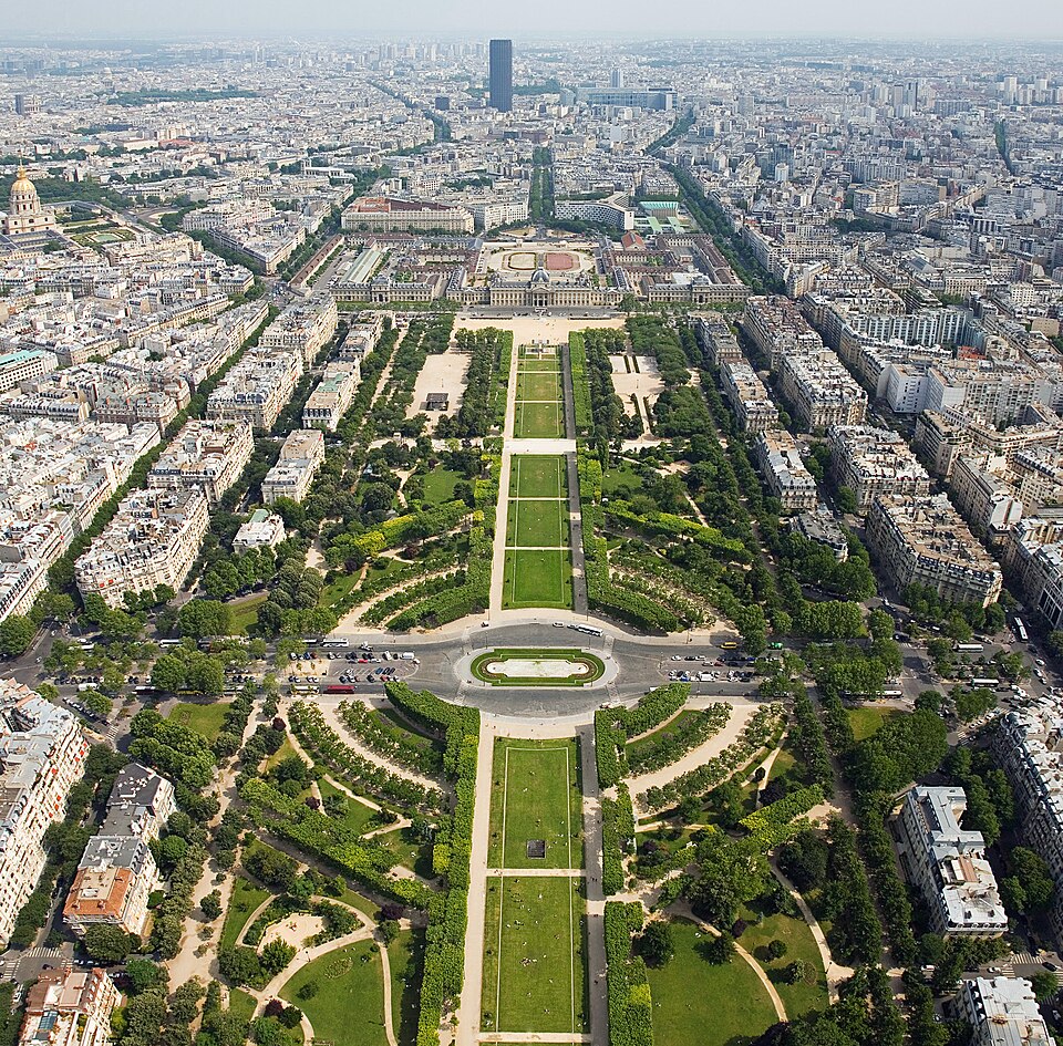 Eiffel Tower & Champ de Mars Picnic